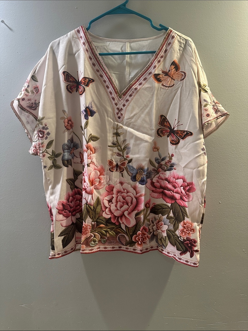 SHEIN White Floral & Butterfly V-Neck Tunic